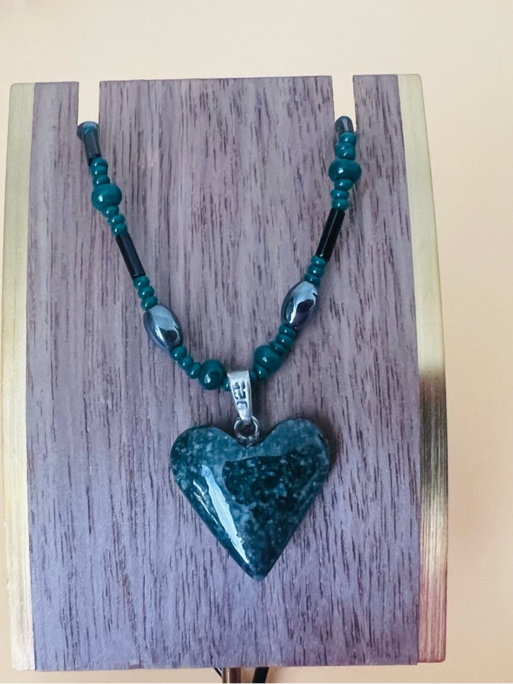 Carved green stone Heart .925 silver Pendant Necklace - Women's Jewelry
